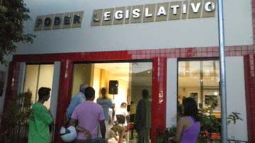 Imagem TCM rejeita contas da Câmara de Utinga por reincidência em irregularidade