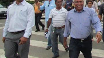 Imagem MP aciona ex-prefeito de Itabuna por farra de alvarás de táxis