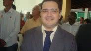 Imagem Ex-prefeito de Mucuri contratou publicidade autopromocional