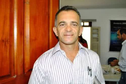 Imagem Justiça devolve prefeito de Mortugaba ao cargo