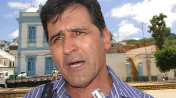 Imagem Prefeito petista nega apoio a Paulo Souto em Maracás