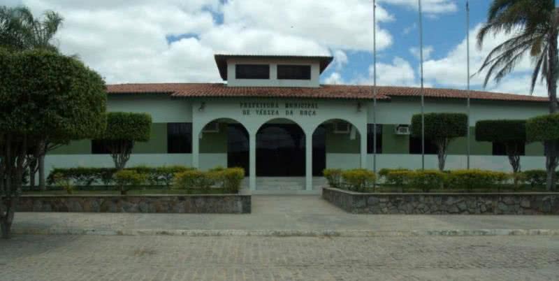 Imagem TCM reprova contas da prefeitura de Várzea da Roça por não realizar licitação
