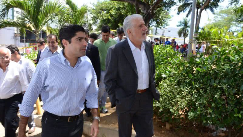 Imagem Incêndio: governador garante ajuda para prefeito