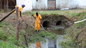 Imagem Lauro de Freitas: prefeitura intensifica trabalho de limpeza de córregos e rios