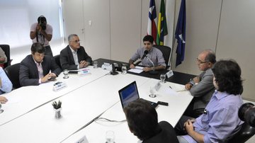 Imagem Neto apresenta BRT que liga Lapa à Lip nesta manhã