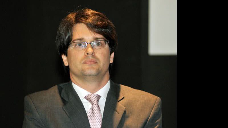 Imagem Grupos políticos e ambulantes na mira de Bellintani