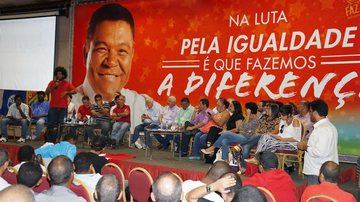 Imagem Ex-ministro da Pesca diz que o Brasil anseia por participação popular