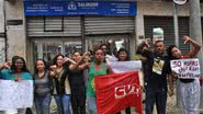 Imagem Exclusivo: secretário quase atropela manifestantes na Rua Chile. Veja fotos
