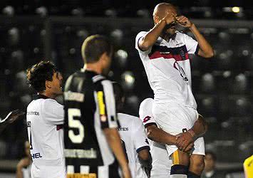 Imagem Longe de Salvador, Bahia enfrenta Botafogo para se aproximar do G4