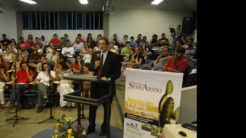 Imagem Gabrielli abre 8ª Feira do Seminário