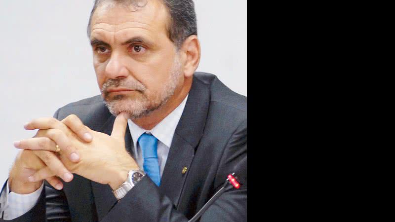 Imagem Pelegrino vai cobrar do Itamaraty sobre fuga do boliviano Roger Molina