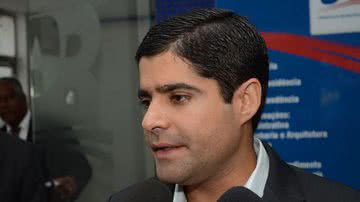 Imagem Ministro Padilha, Solla e Neto já se reúnem na UPB