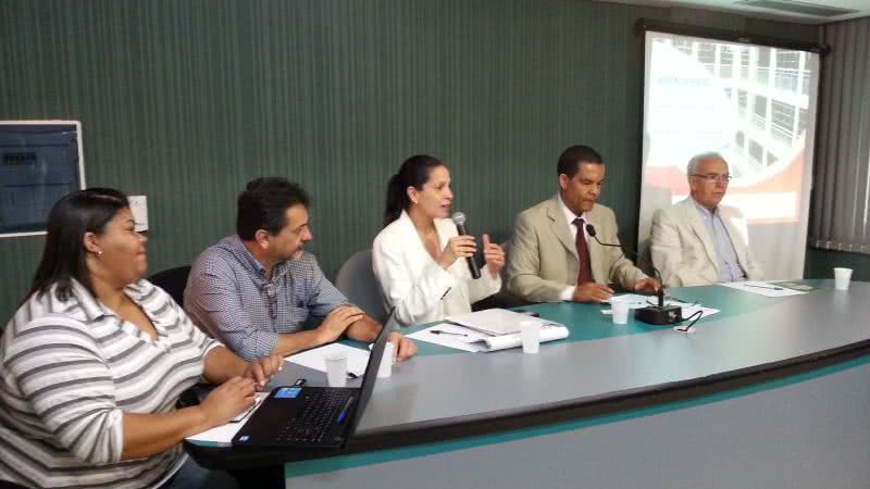 Imagem Construção de cemitério vertical público em Salvador é debatida