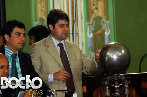 Imagem Governistas convencem e petistas votam a favor de desafetação dos terrenos