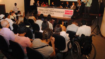 Imagem Passe Livre: Aladilce propõe alteração em lei para contemplar deficientes