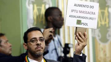 Imagem Hilton Coelho entra com medida judicial contra cobrança do IPTU