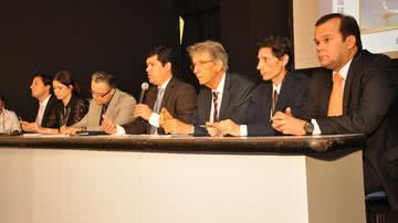 Imagem Orçamento de 2014 de Salvador começa a ser discutido na Câmara