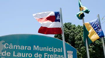 Imagem  Lauro de Freitas: PSDB, PT e PCdoB disputam presidência da Câmara