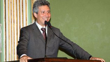 Imagem Carballal vai disputar presidência da Câmara de Salvador