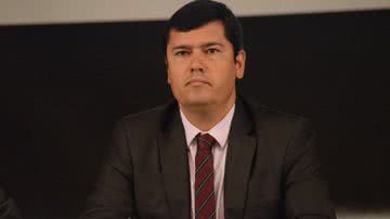 Imagem Cláudio Tinoco tem carro arrombado e bandidos levam documentos da Câmara