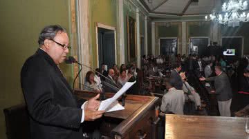 Imagem Vereadores aprovam orçamento de 2013 para ACM Neto