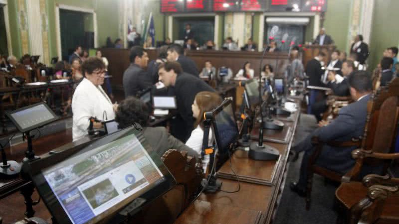 Imagem Desjejum: pauta destrava e vereadores tem cerca de 400 projetos para votar