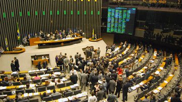 Imagem Deputados terão mais de R$ 2 bilhões para emendas em ano eleitoral