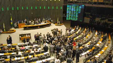 Imagem Nomeações de deputados fazem suplentes aguardarem posse a meses da eleição