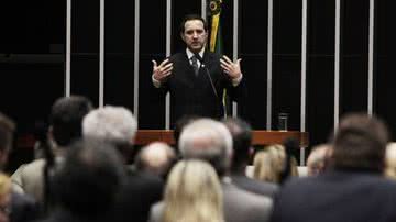 Imagem Família Donadon frequenta noticiário político-policial