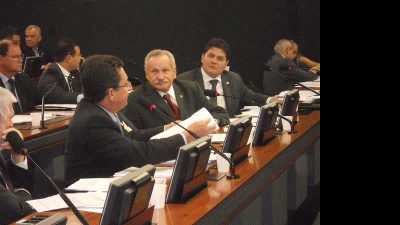 Imagem Criação da Ufesba é aprovada