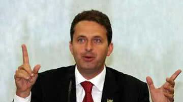 Imagem Eduardo Campos cogita costurar chapa com PDT