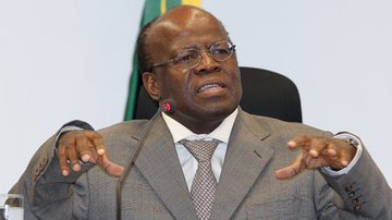Imagem Piada com Renan rende demissão de sobrinha de Joaquim Barbosa do Senado 