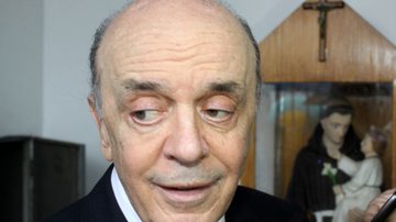 Imagem José Serra continuará no PSDB, divulga Aécio Neves