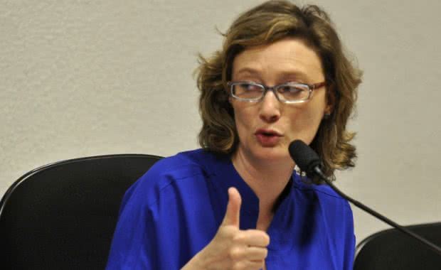 Imagem Ministra de Direitos Humanos do governo Dilma chega a Salvador
