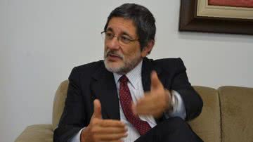 Imagem Gabrielli é ouvido no Senado sobre compra de refinaria nos EUA 