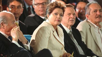 Imagem Dilma e presidente da CBF estão juntos no amistoso da Seleção