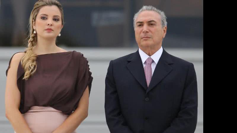 Imagem Mulher desmaia após ser beijada por Michel Temer