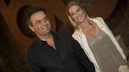 Imagem "Aécio Neves não namora mulher feia"
