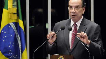 Imagem CPI: senador tucano volta atrás e risca assinatura