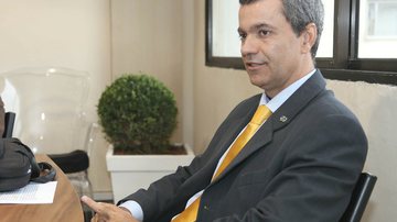 Imagem Vicente Neto se esquiva de responsabilidade de contrato com o Instituto Brasil