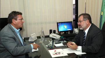 Imagem Nilo e Caetano dialogam de olho na sucessão de Wagner 