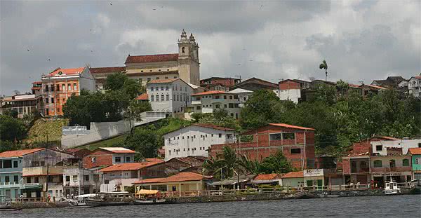 Imagem Camamu vive clima de eleição na véspera do pleito