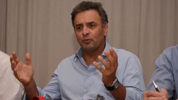 Imagem Aécio Neves sobre o PT: “o Brasil é um canteiro de obras inacabadas”