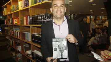 Roberto Viana