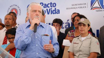 Imagem Wagner inaugura 13ª Base de Segurança em São Caetano