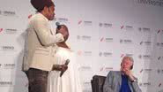 Imagem Virgínia Rodrigues e Carlinhos Brown dividem palco com Bill Clinton em Salvador