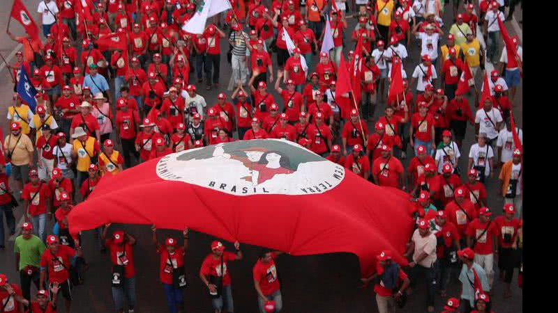 Imagem Abril Vermelho será marcado de assembleias e ocupações