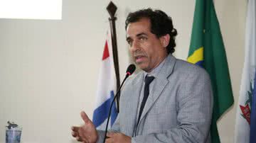 Imagem Santo Amaro: prefeito torra R$ 1 milhão em merenda, mas crianças ficam com fome