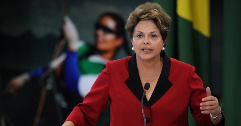 Imagem Dilma responde camisas que incentivariam turismo sexual