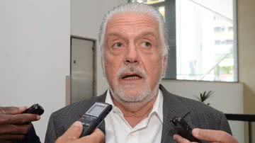 Imagem Wagner diz que conversou com Nilo por torpedo: "não defini nada"